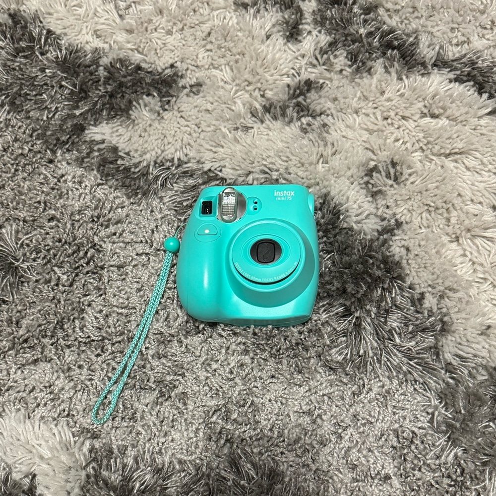 FUJIFILM instax mini 7S Polaroid camera